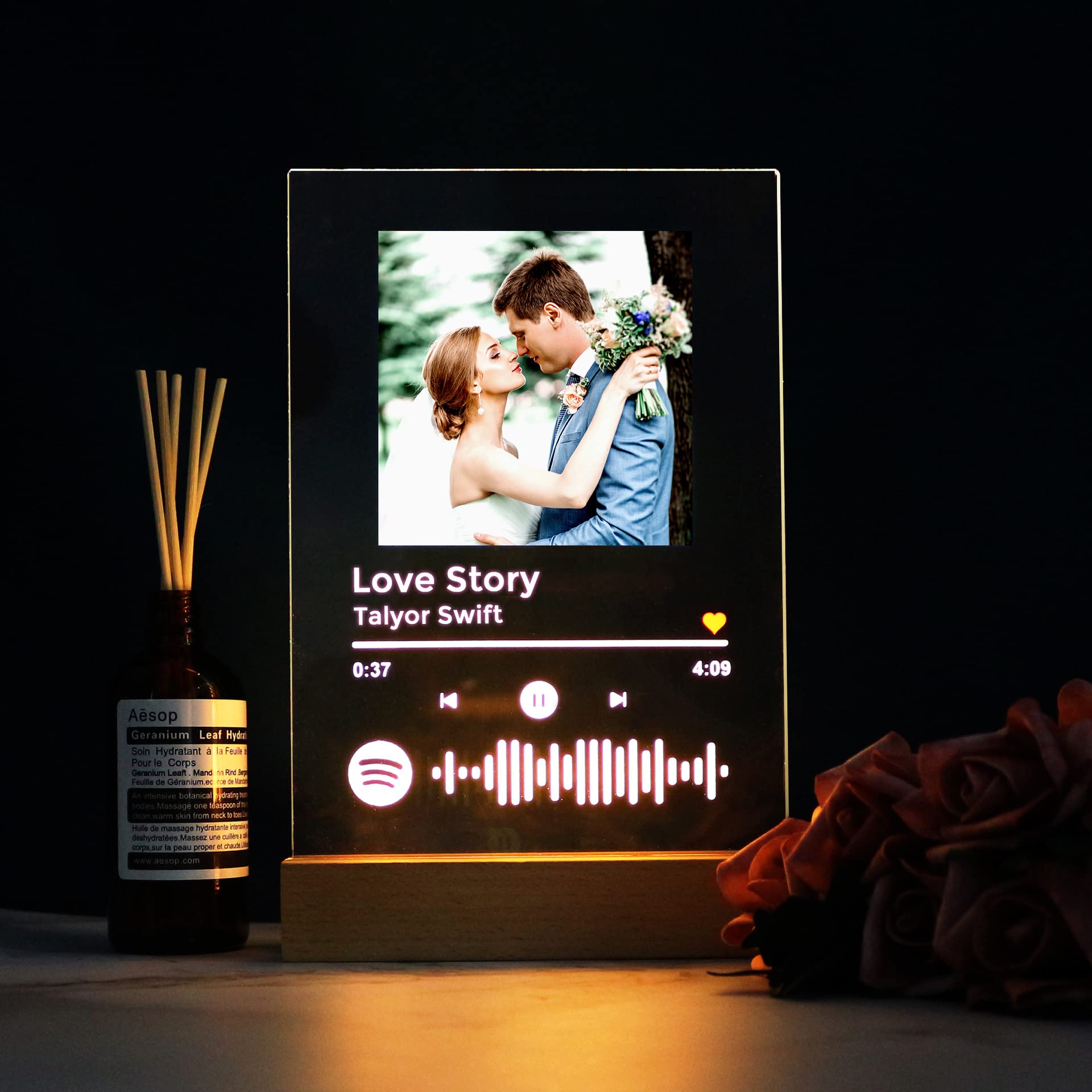 Handimake Custom Acrylic Spotify Plaque, Customizable Decorative Signage with Favorite Song & Photo, LED Lights, Modern Rectangular or Square Plaque, Gifts for Women & Men